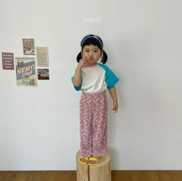 Soybean - Korean Children Fashion - #todddlerfashion - Fower Pleats Pants with Mom - 3