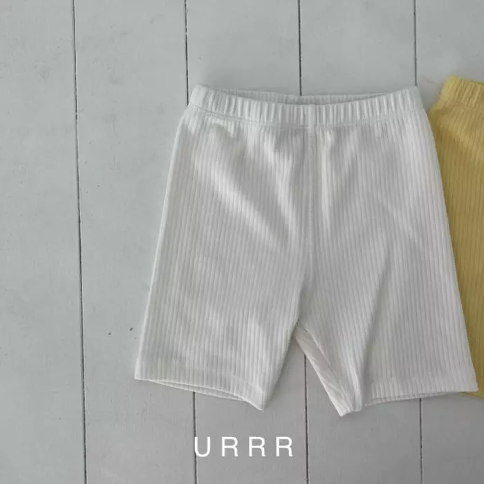 Urrr - Korean Children Fashion - #magicofchildhood - Point Capri Leggings - 2