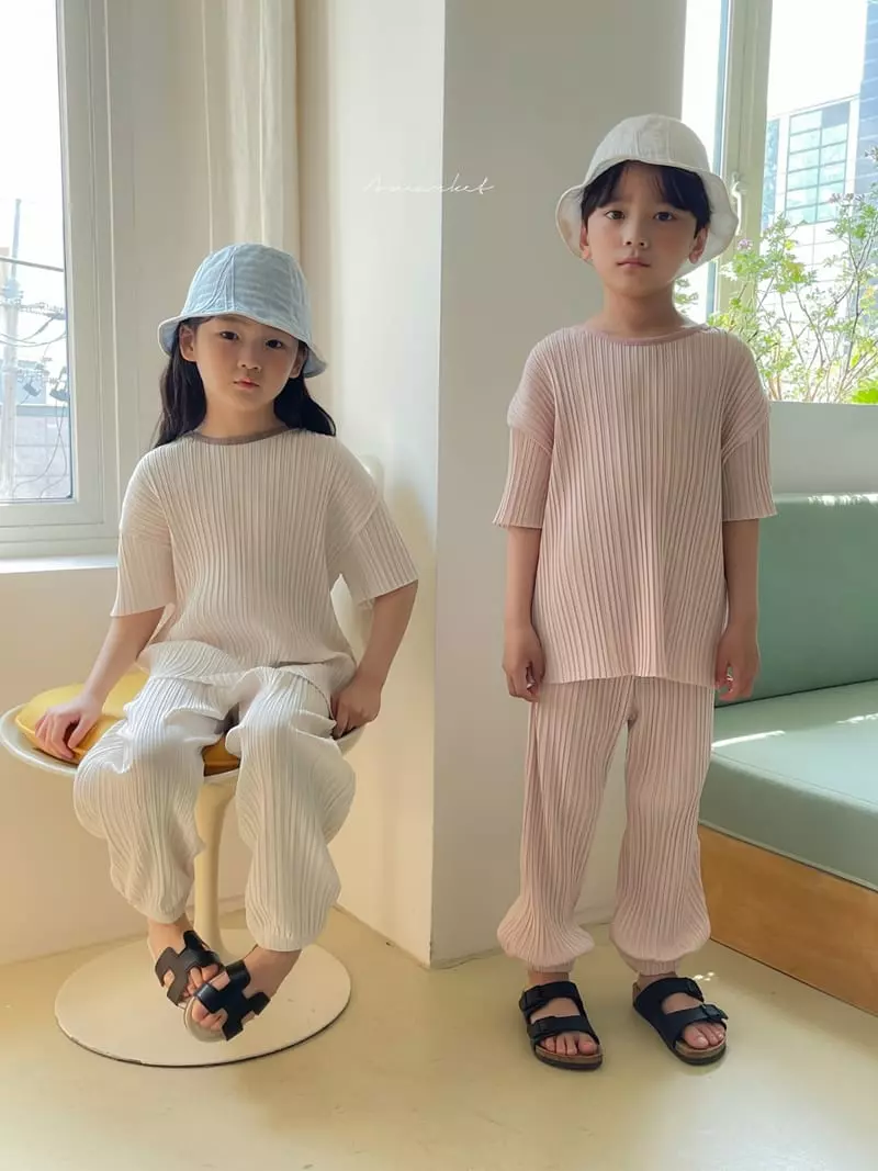 a-Market - Korean Children Fashion - #childofig - Pleats Top Bottom Set