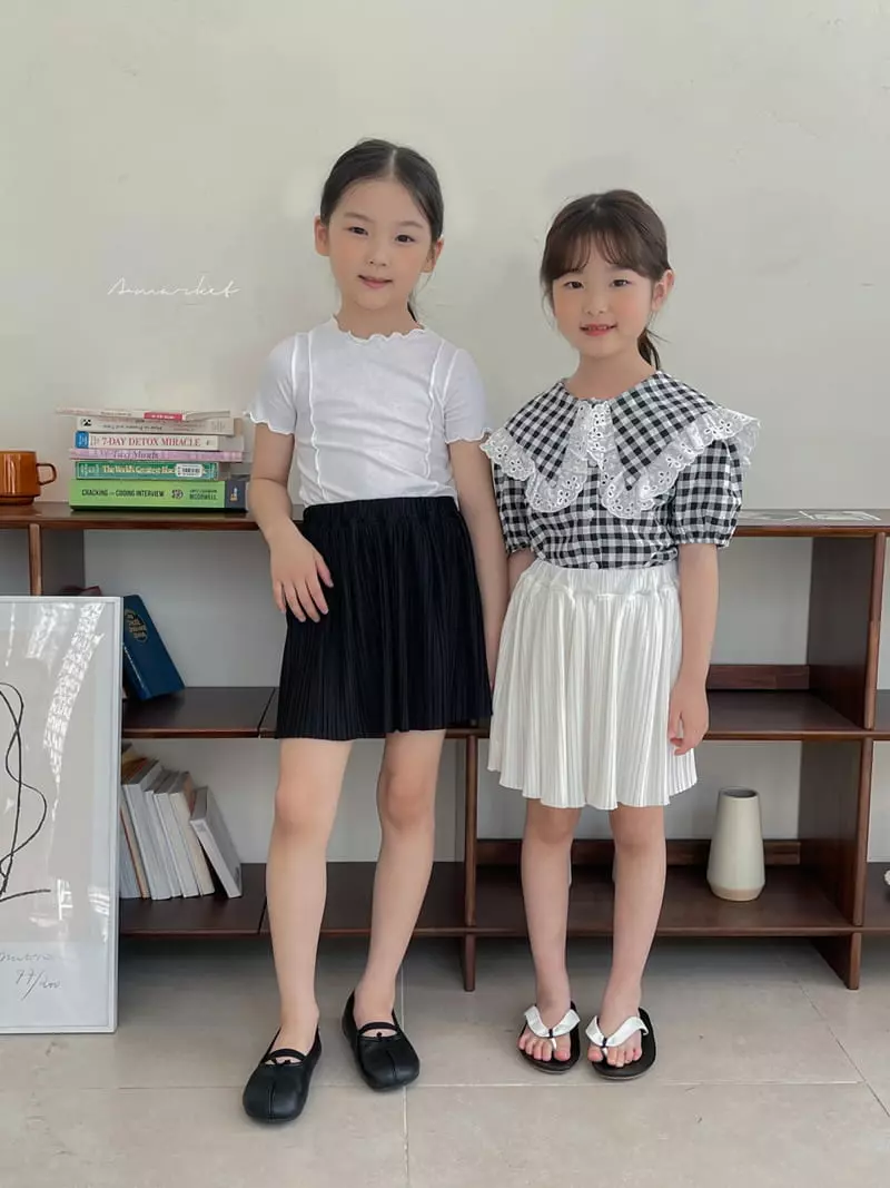 a-Market - Korean Children Fashion - #childofig - Lace Check Collar Blouse - 11
