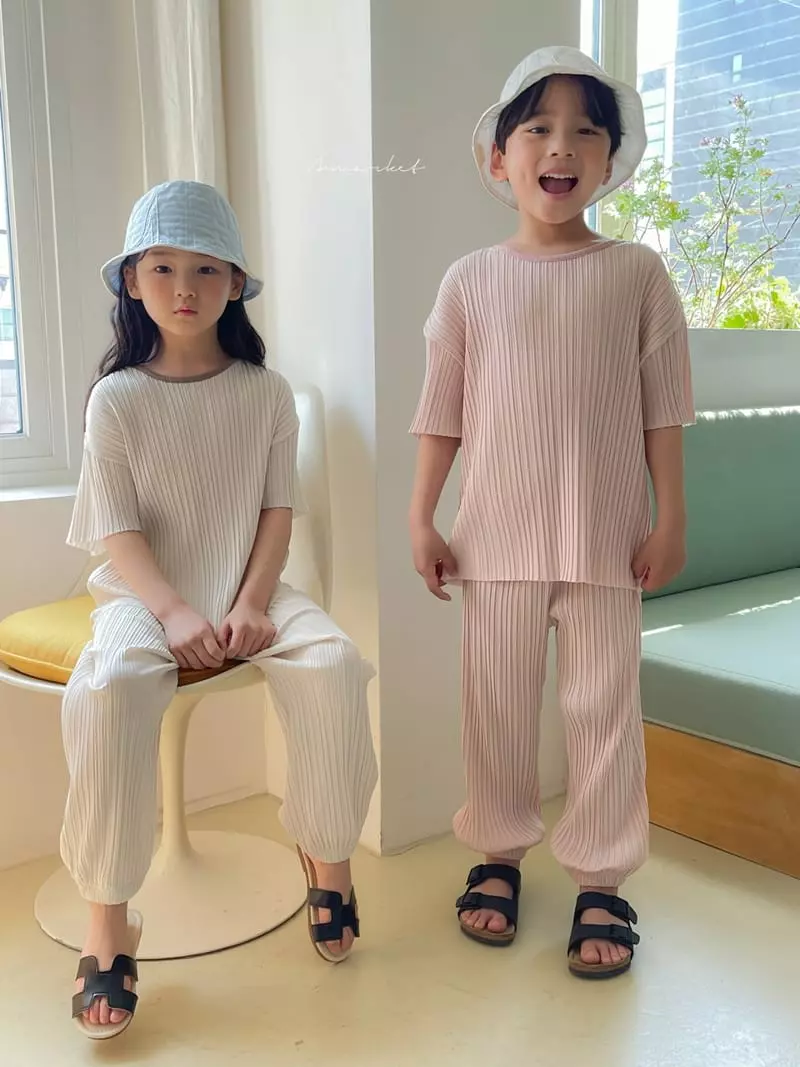 a-Market - Korean Children Fashion - #discoveringself - Pleats Top Bottom Set - 5