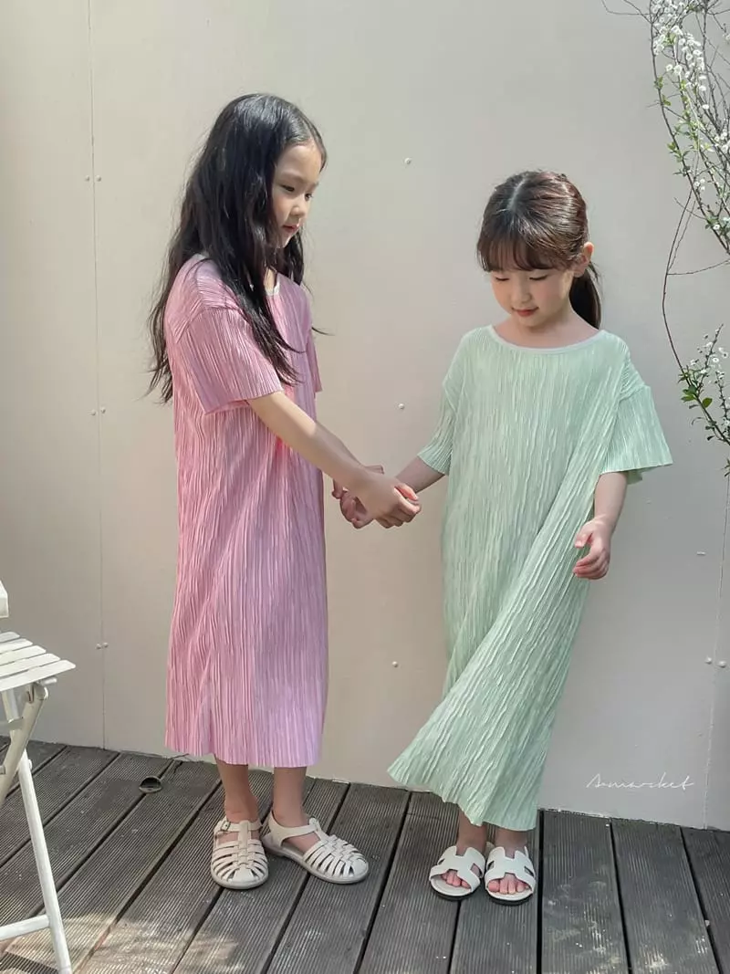a-Market - Korean Children Fashion - #toddlerclothing - Pleats One-piece - 4