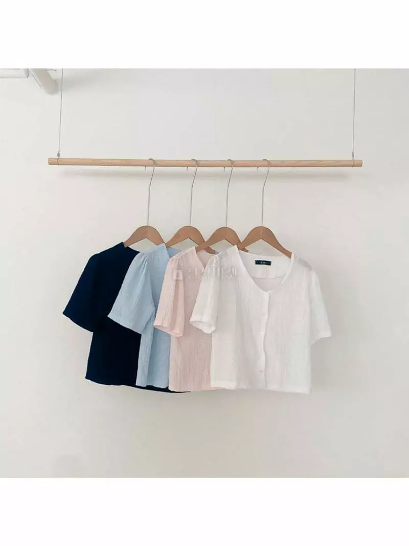 A-Me - Korean Women Fashion - #womensfashion - Shake Blouse - 4