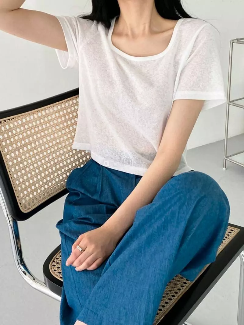 A-Me - Korean Women Fashion - #momslook - Square Tee - 2