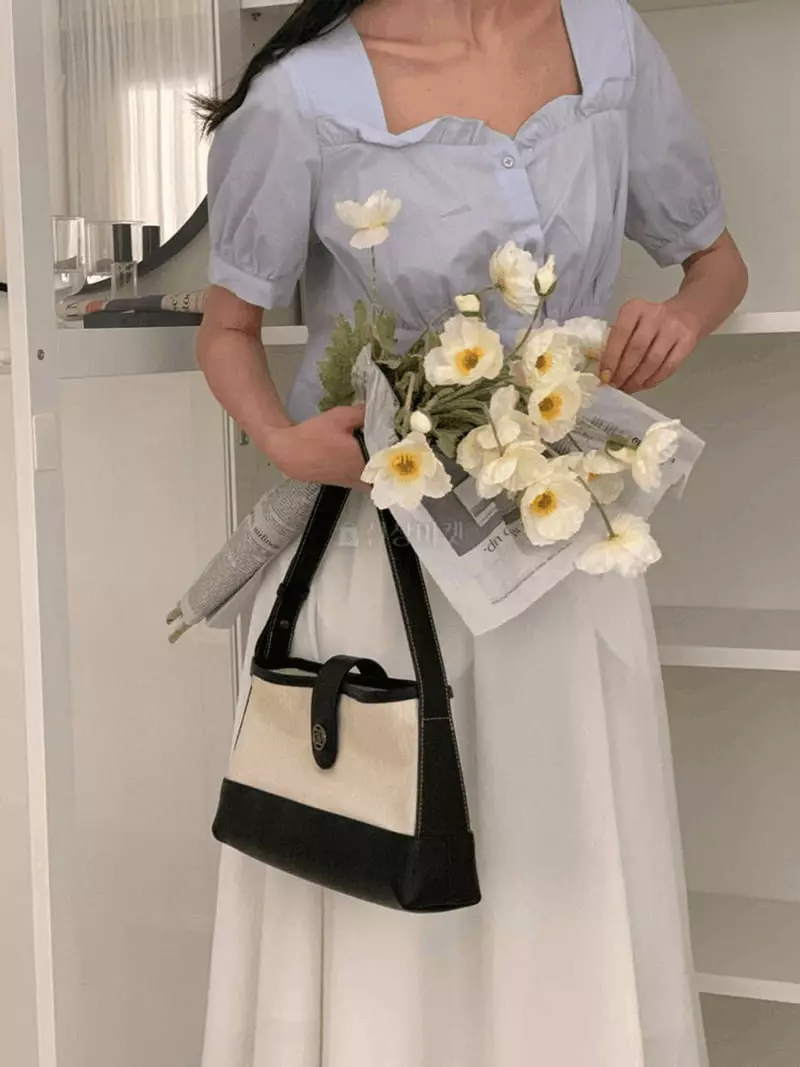 A-Me - Korean Women Fashion - #womensfashion - Haize Blouse - 5