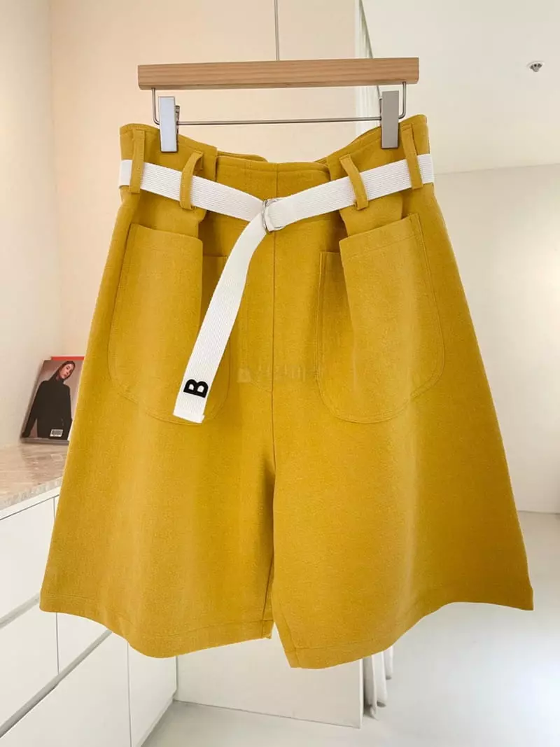 Ablering - Korean Women Fashion - #momslook - Tutu Shorts with Belt - 10
