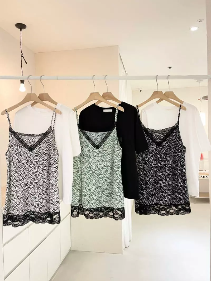 Ablering - Korean Women Fashion - #womensfashion - Heart Sleevelsss Set - 11