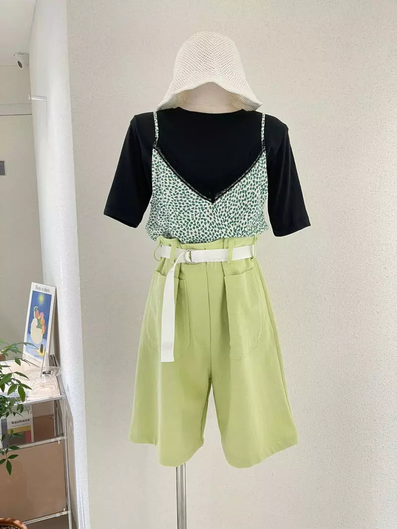 Ablering - Korean Women Fashion - #womensfashion - Tutu Shorts with Belt