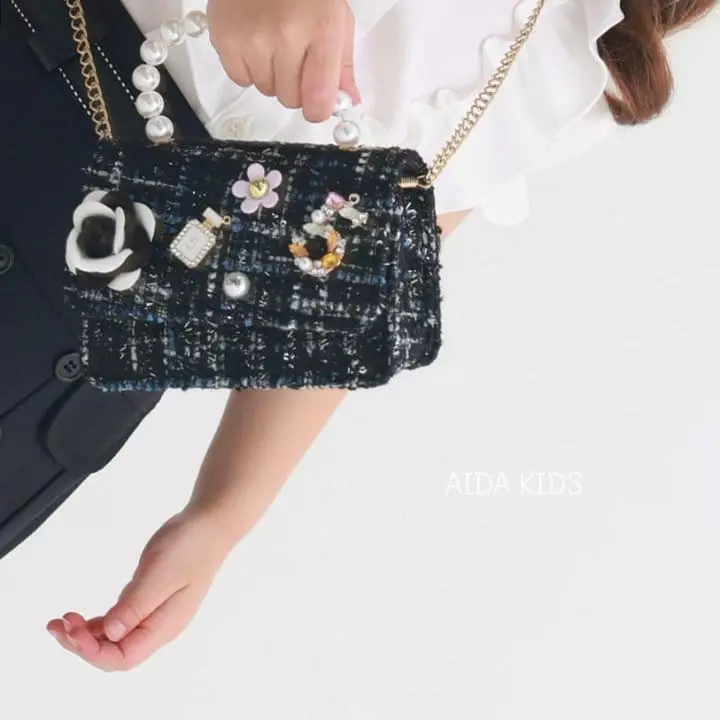 Aida - Korean Children Fashion - #kidsshorts - Coco Chanel Bag - 7