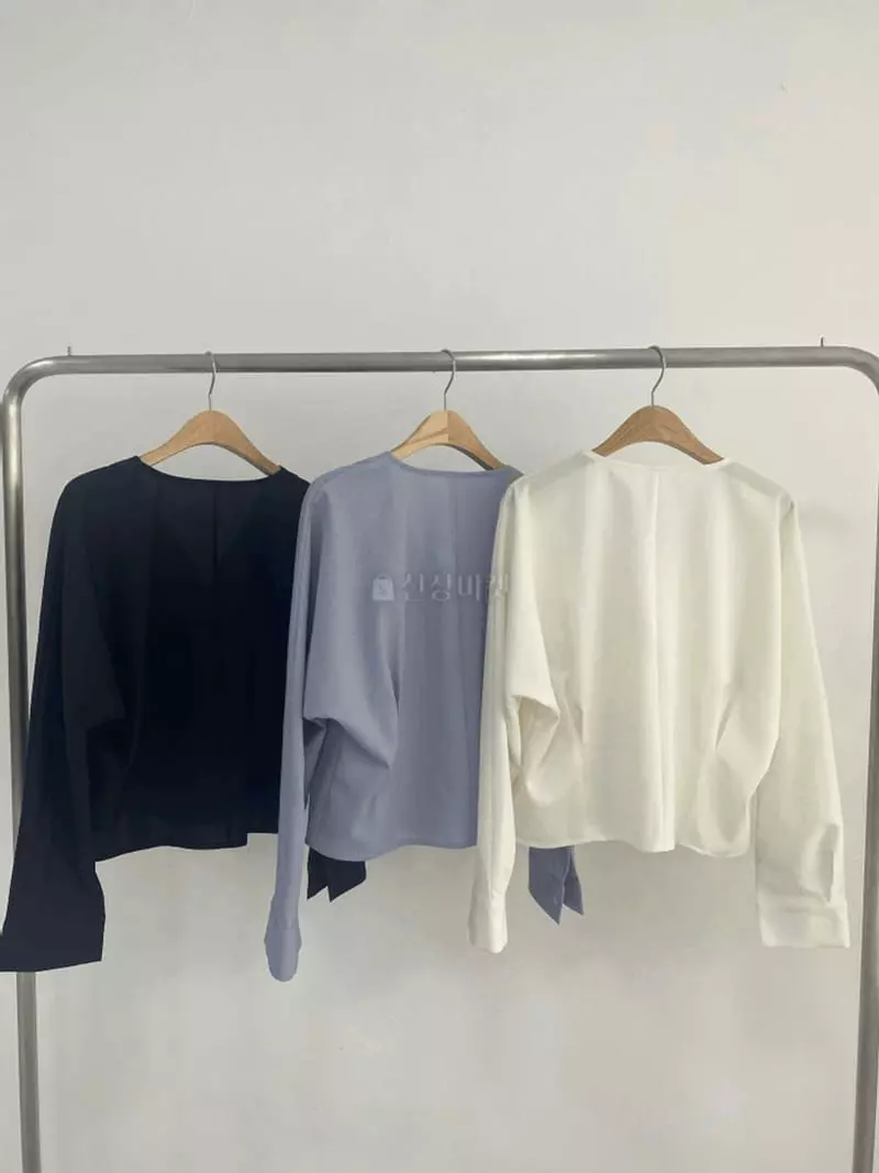 Alamode - Korean Women Fashion - #womensfashion - Hidden Blouse - 4