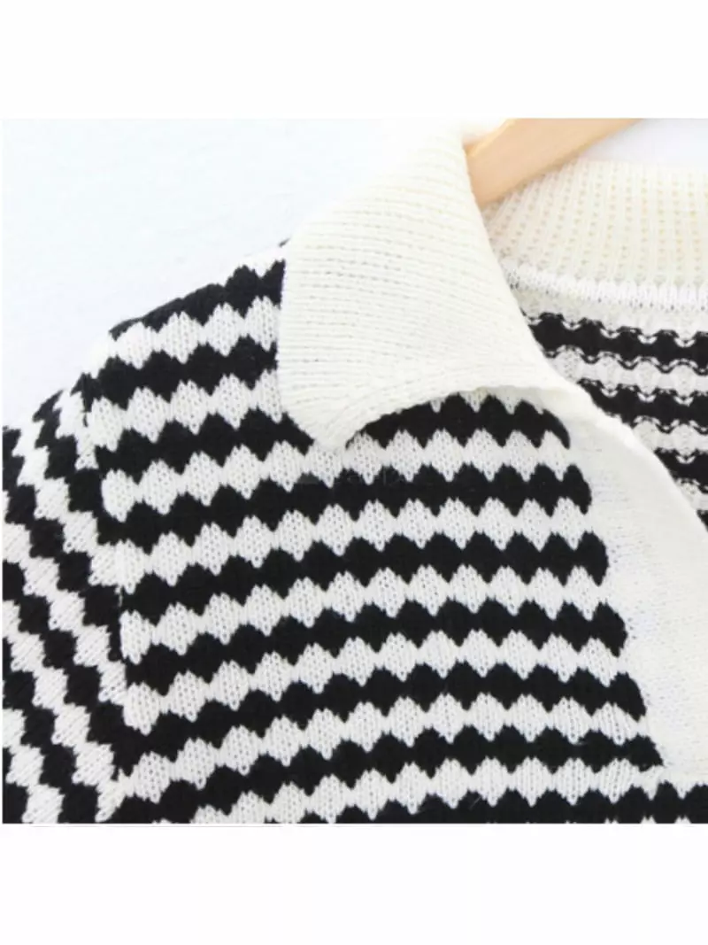 All Vibe - Korean Women Fashion - #shopsmall - Mue Check Collar Knit Tee - 4