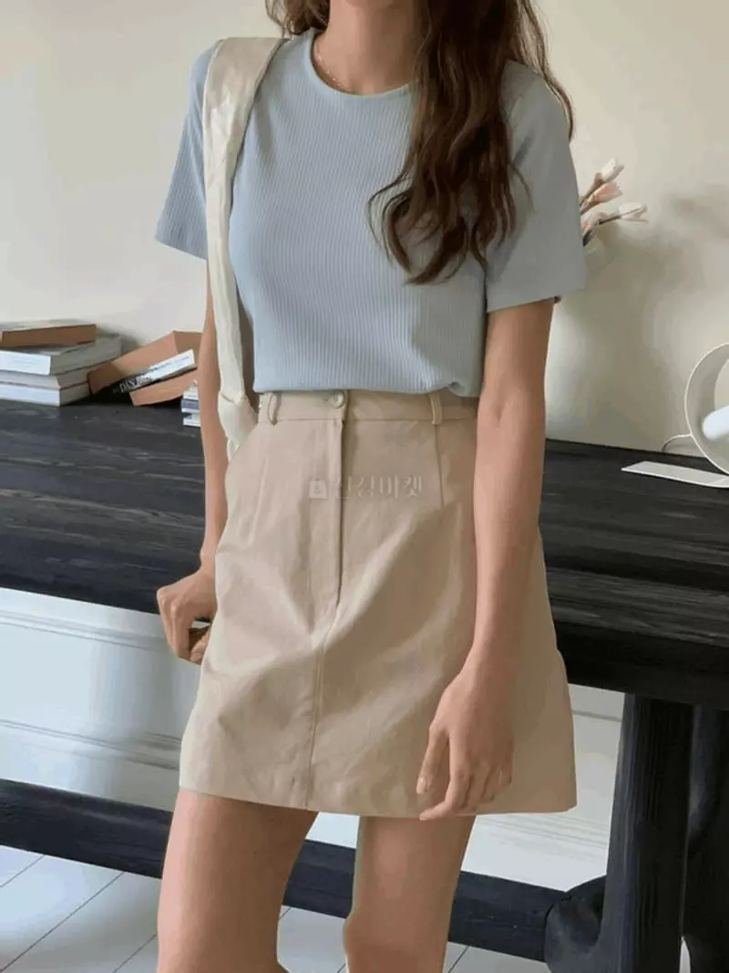 And More - Korean Women Fashion - #momslook - Slim Rib Tee - 2