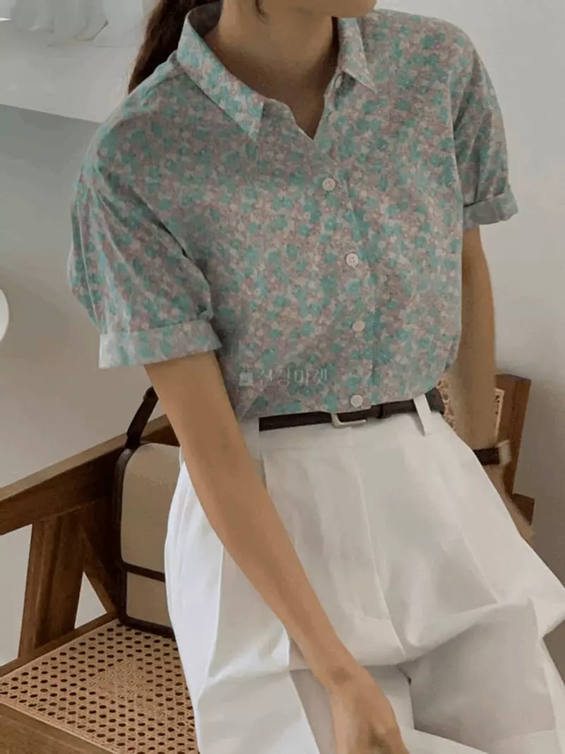 And More - Korean Women Fashion - #womensfashion - Flower Blouse - 2