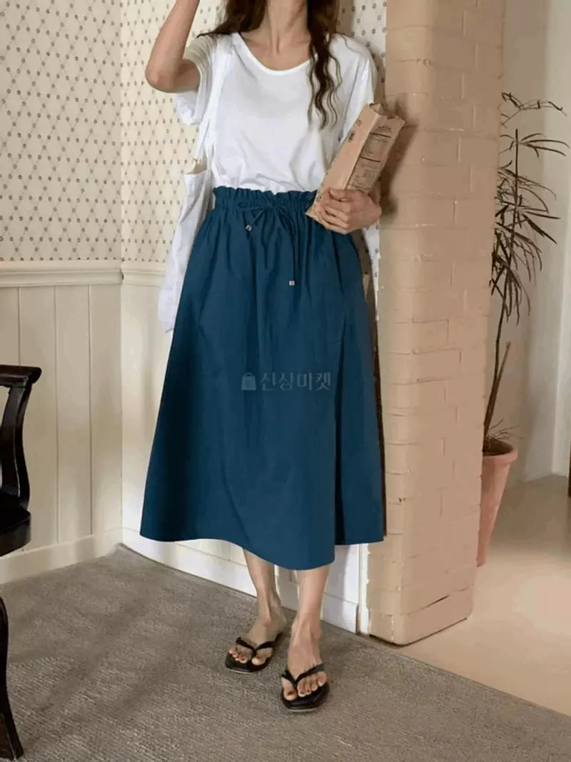 And More - Korean Women Fashion - #womensfashion - Butter Skirt - 3