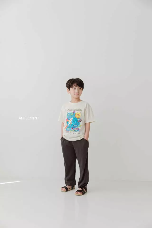 Applemint - Korean Children Fashion - #Kfashion4kids - Space Tee - 4