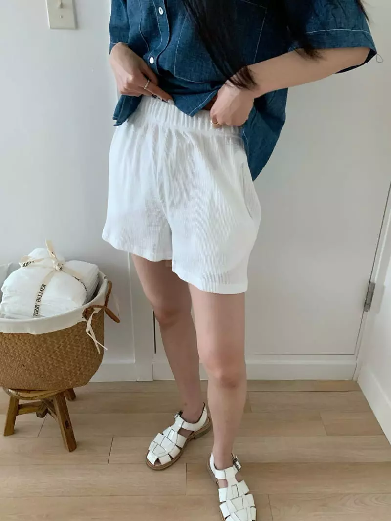 As Thought - Korean Women Fashion - #momslook - Happy Waffle Shorts - 6