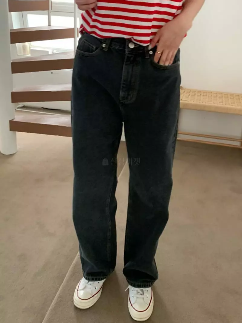 As Thought - Korean Women Fashion - #momslook - Have Stitch Jeans - 4