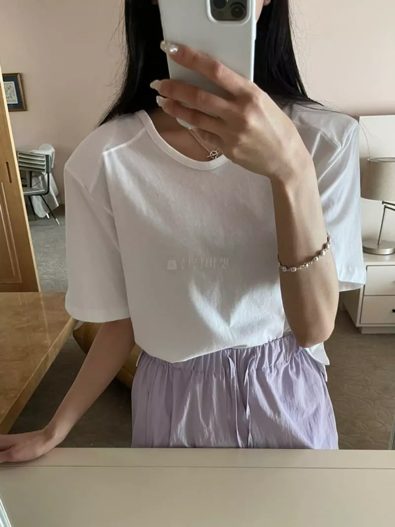 As Thought - Korean Women Fashion - #womensfashion - Pad Crop Tee