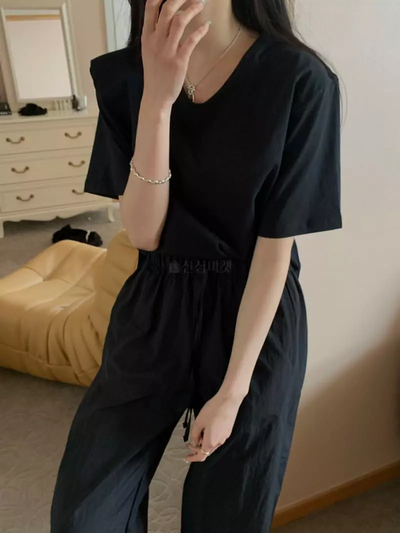 As Thought - Korean Women Fashion - #womensfashion - Pad Crop Tee - 3