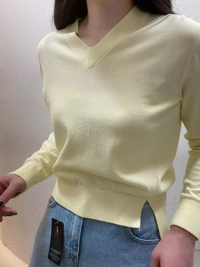 Ave29 - Korean Women Fashion - #momslook - V Neck Slit Knit - 2