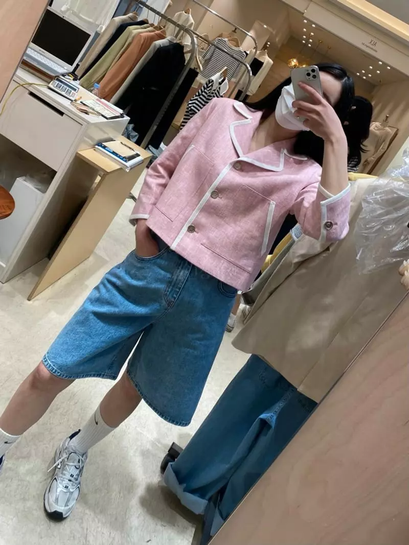 Ave29 - Korean Women Fashion - #momslook - Embroidery Crop Jacket - 11