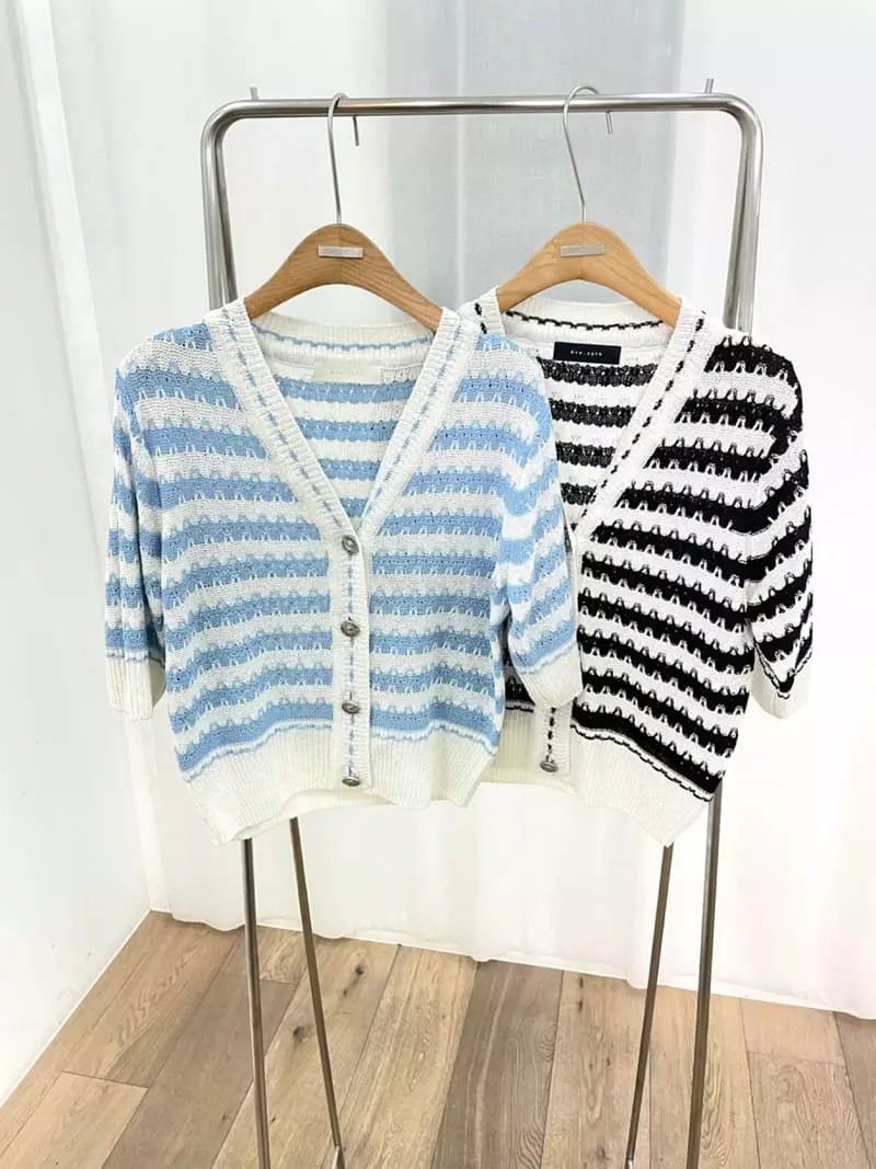 Ave29 - Korean Women Fashion - #momslook - Stripes Half Cardigan - 3