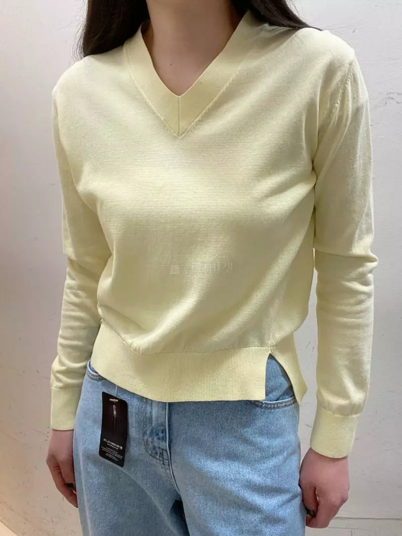Ave29 - Korean Women Fashion - #thelittlethings - V Neck Slit Knit