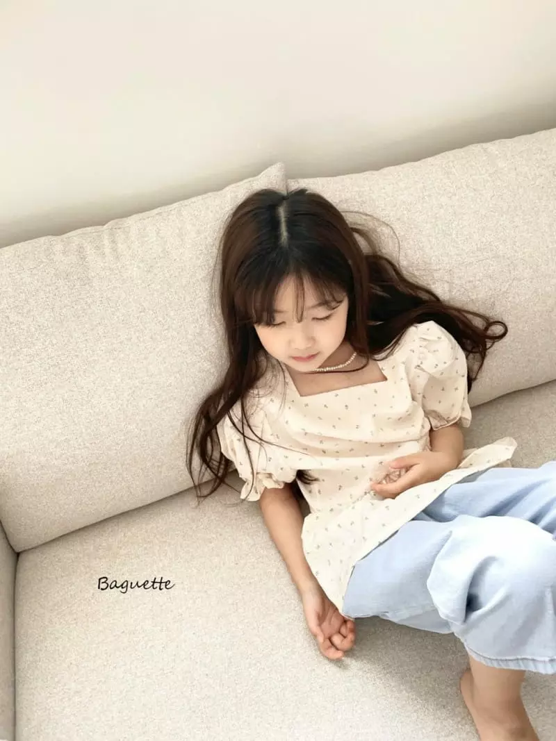 Baguette - Korean Children Fashion - #Kfashion4kids - Girl Gamsung Blouse