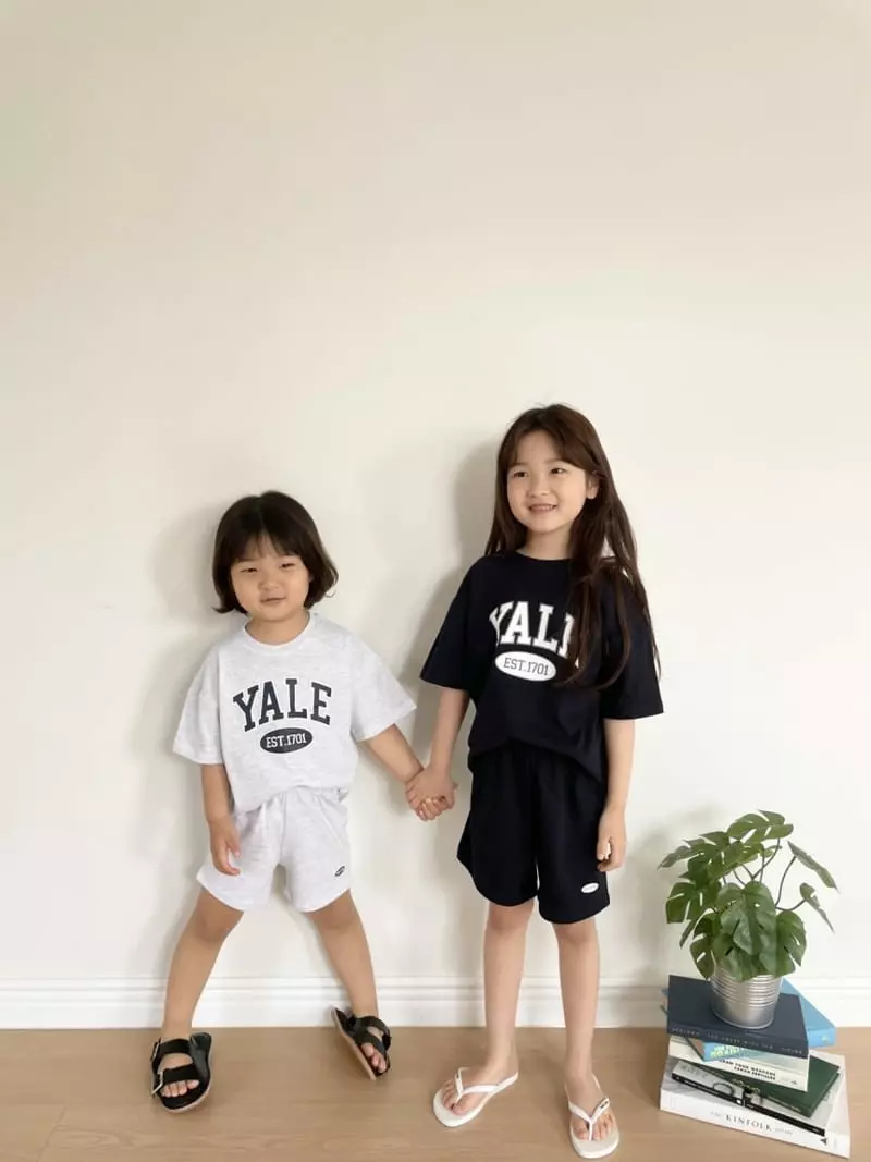 Baguette - Korean Children Fashion - #Kfashion4kids - Daily Top Bottom Set