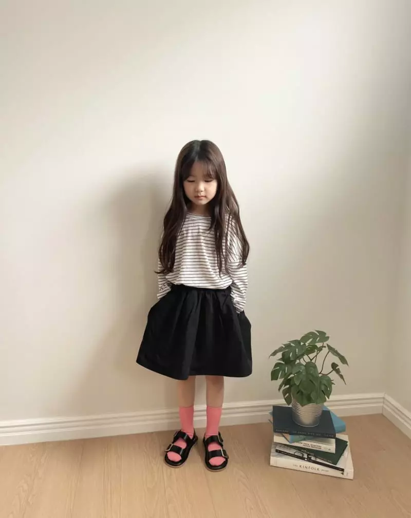 Baguette - Korean Children Fashion - #stylishchildhood - Pocket Basrak Skirt