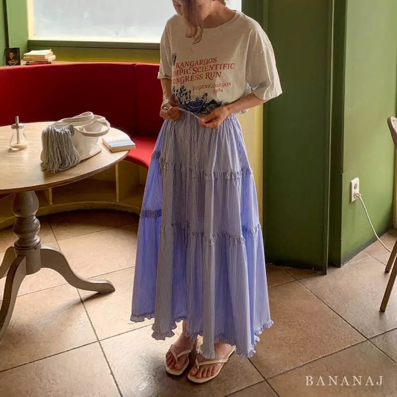 Banana J - Korean Women Fashion - #momslook - Mom Run Box Tee - 7