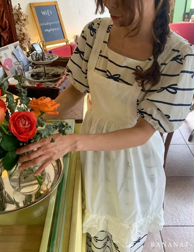 Banana J - Korean Women Fashion - #momslook - Mom Hydi Apron - 4