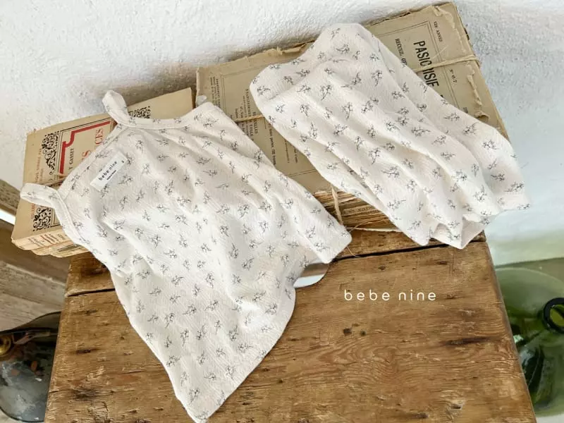 Bebe Nine - Korean Baby Fashion - #babyoninstagram - Small Flower Top Bottom Set - 2