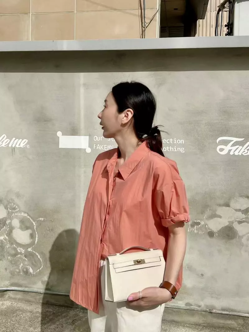 Binus - Korean Women Fashion - #vintageinspired - Roll-up Shirt - 3