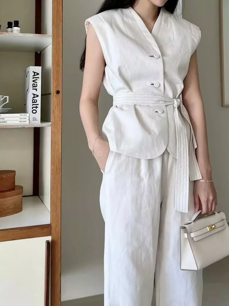 Binus - Korean Women Fashion - #vintagekidsstyle - Lay Vest