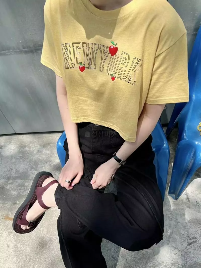 Binus - Korean Women Fashion - #womensfashion - New York Tee