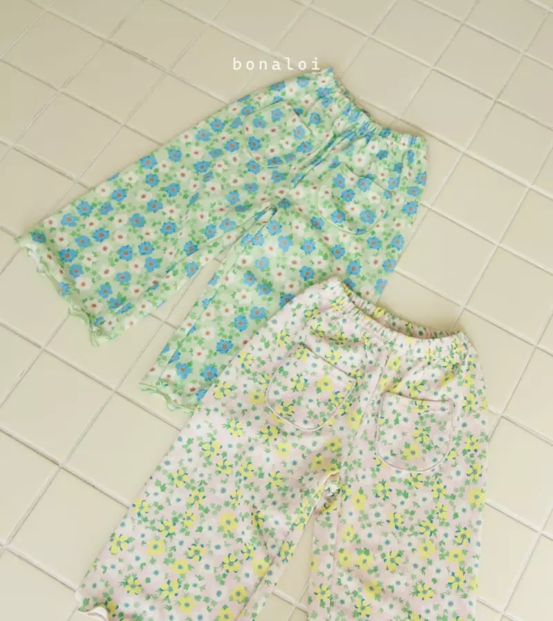 Bonaloi - Korean Children Fashion - #fashionkids - Flower Pocket Pants - 2