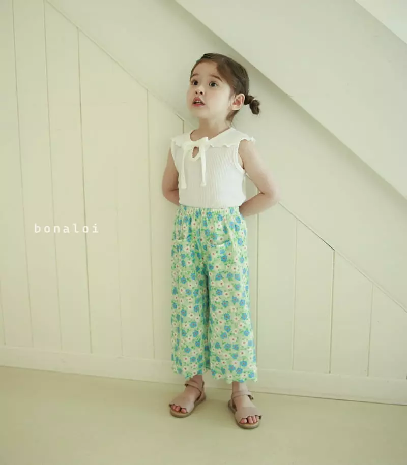 Bonaloi - Korean Children Fashion - #prettylittlegirls - Flower Pocket Pants - 10