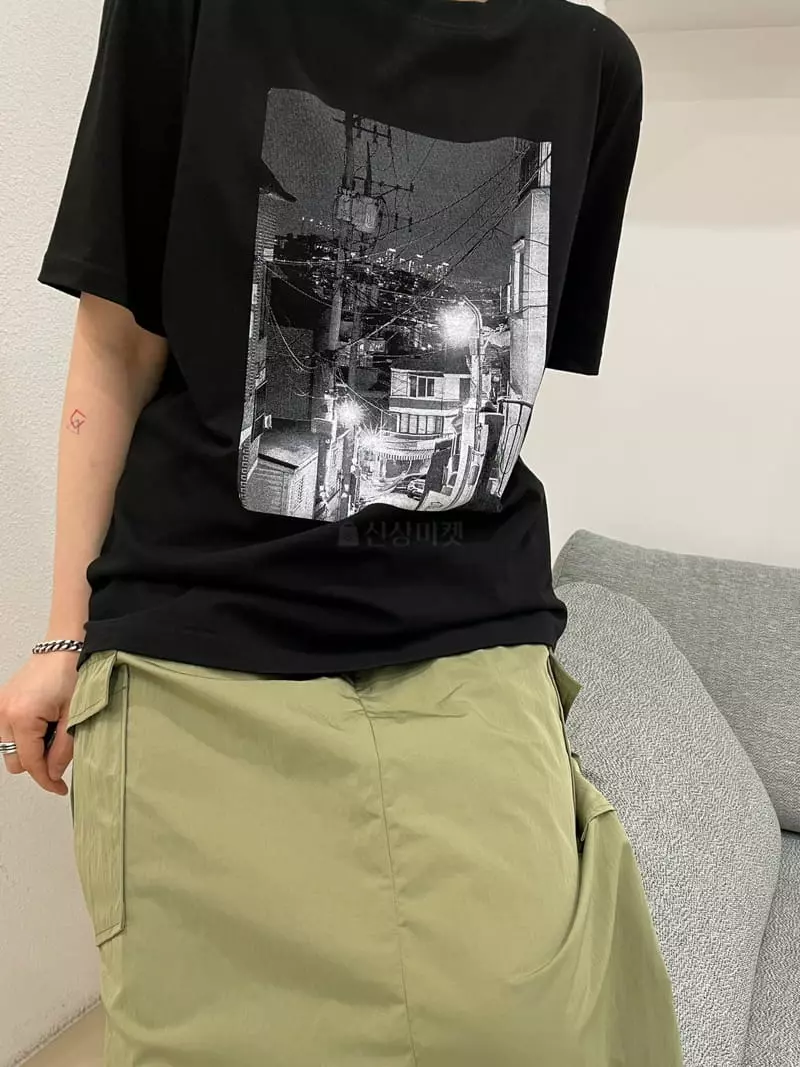 Buckle - Korean Women Fashion - #momslook - Black Paitn Tee - 3