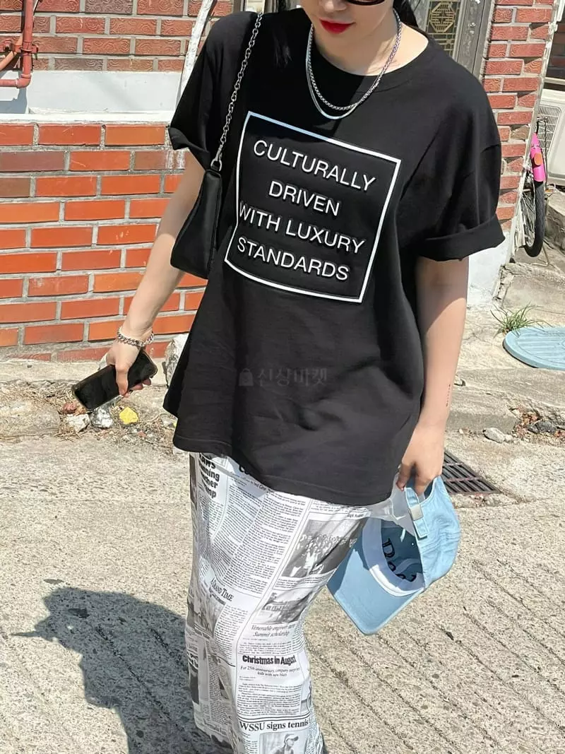 Buckle - Korean Women Fashion - #momslook - Standard Tee - 2