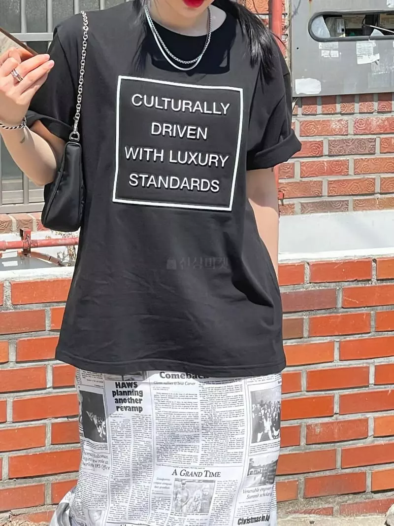 Buckle - Korean Women Fashion - #momslook - Standard Tee - 3
