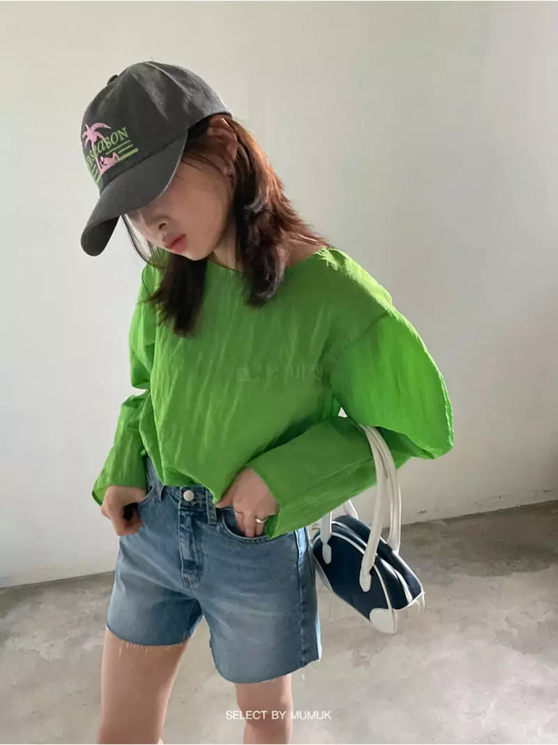 Buckle - Korean Women Fashion - #womensfashion - Anorak Round Tee - 2