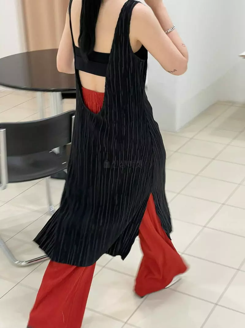 Buckle - Korean Women Fashion - #momslook - Pleats Band One-piece - 4