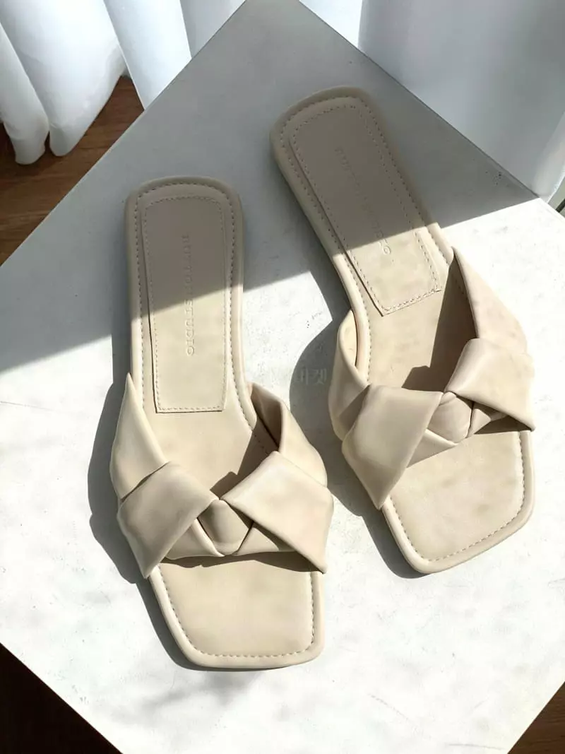 Button - Korean Women Fashion - #momslook - 2095 Squre Slippers - 3