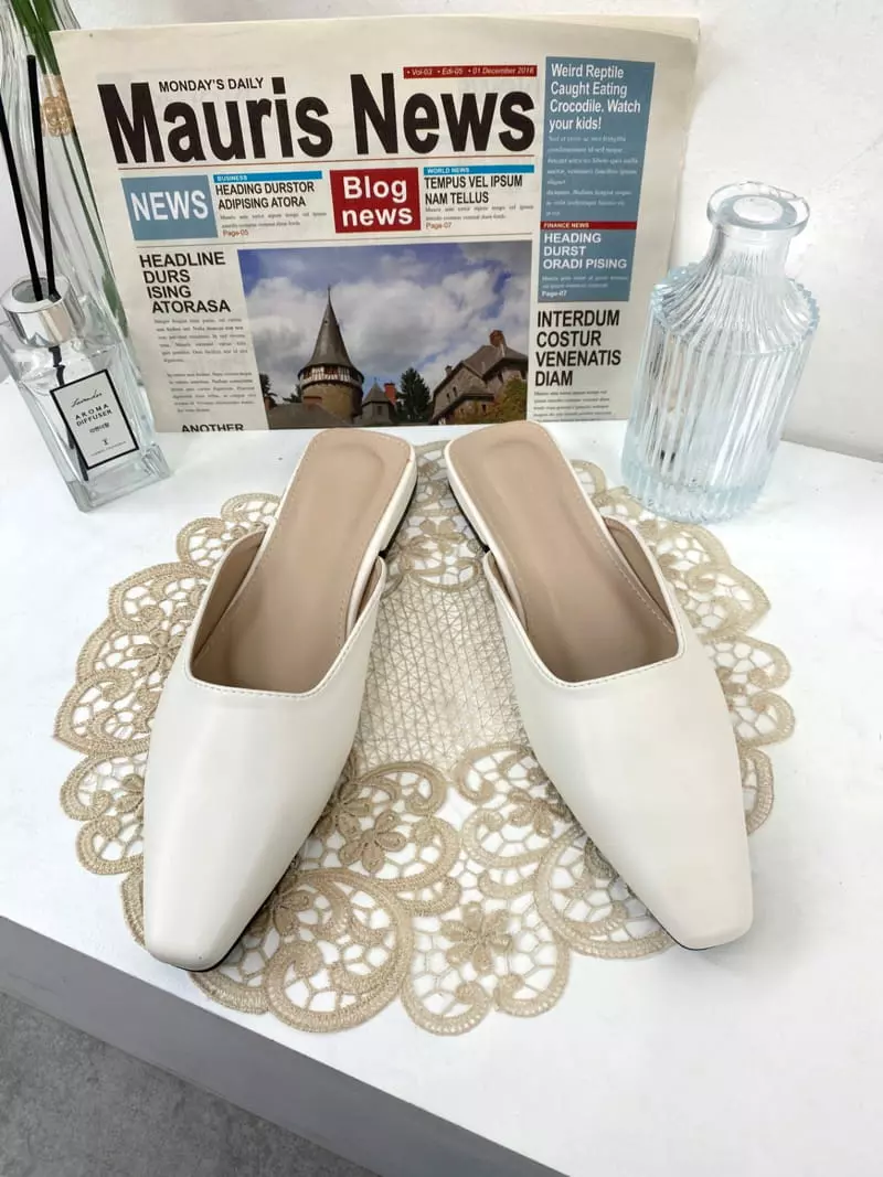 Button - Korean Women Fashion - #momslook - 2089 Simply Slippers - 3