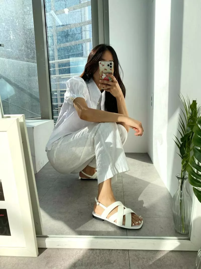 Button - Korean Women Fashion - #momslook - 2048 Cross Sandals - 4