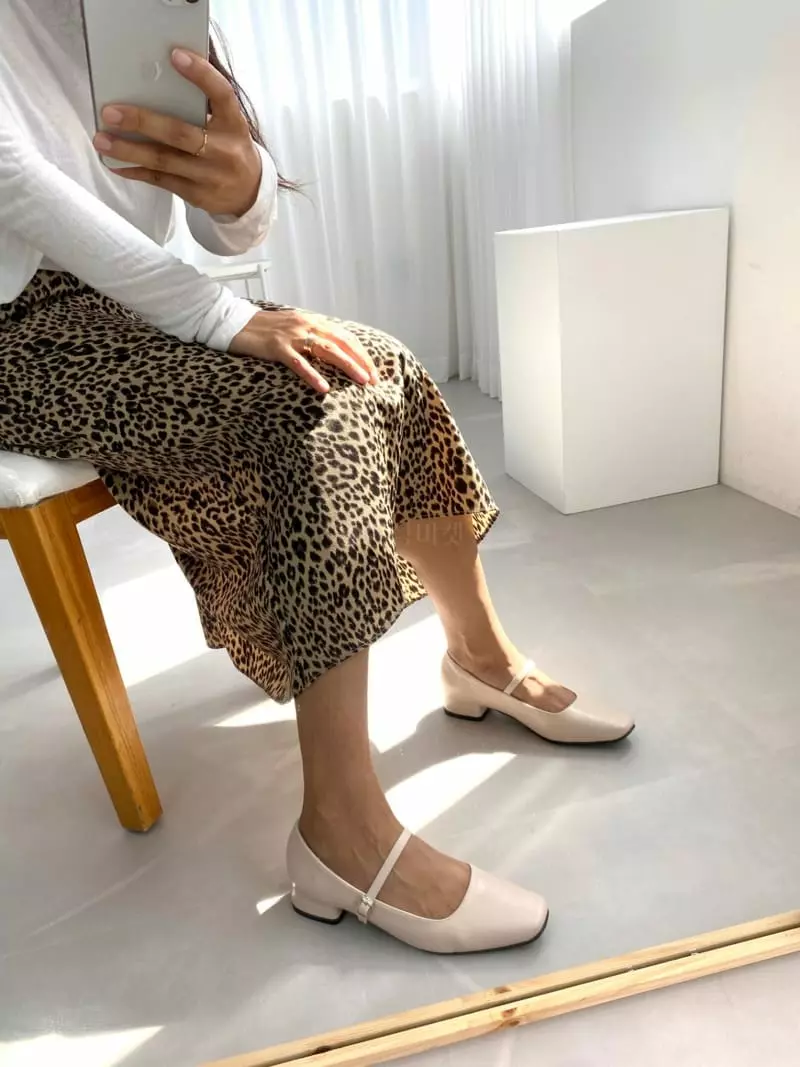 Button - Korean Women Fashion - #momslook - 2040 Square Flats - 3