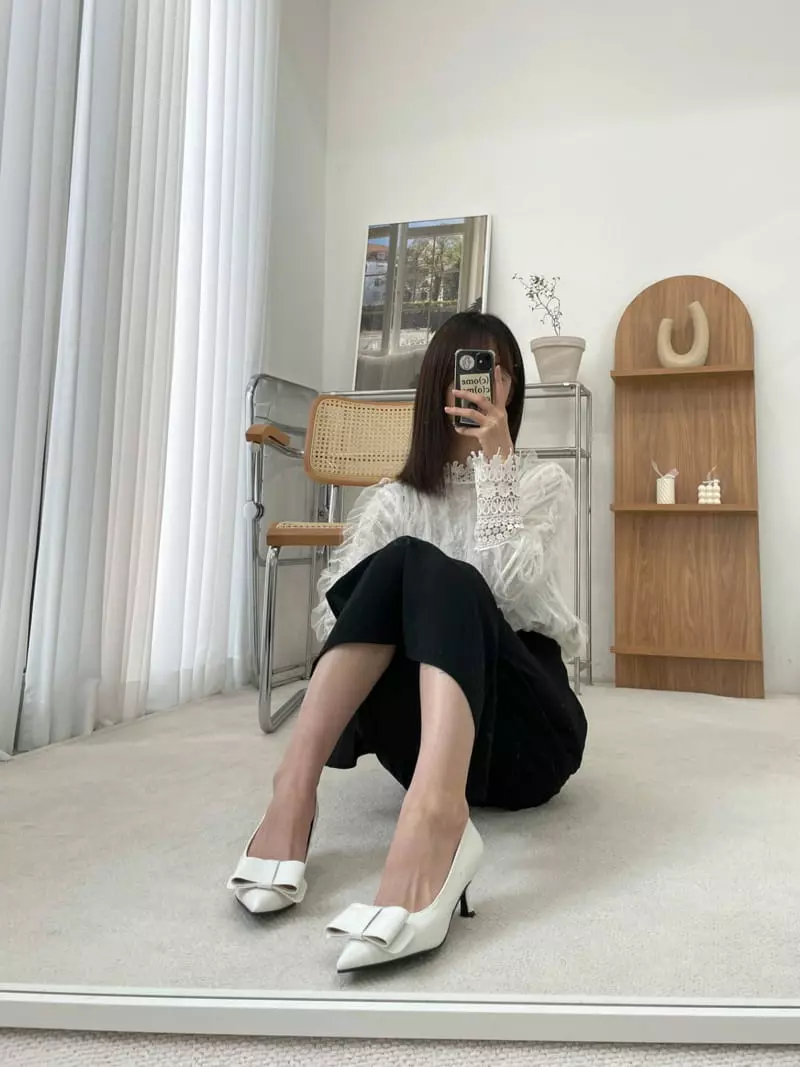 Button - Korean Women Fashion - #womensfashion - 2065 Cuty Middle Heel