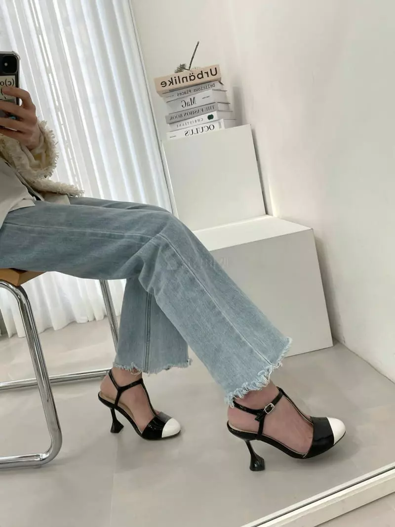 Button - Korean Women Fashion - #womensfashion - 1056 Strap Heel - 3