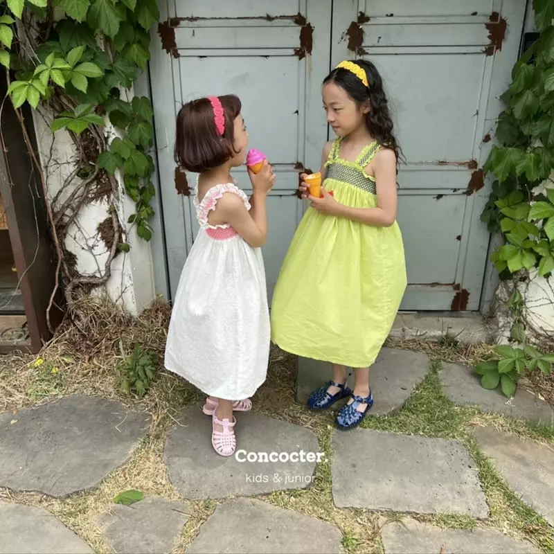 Concocter - Korean Children Fashion - #prettylittlegirls - Lime Smocked One-piece - 6